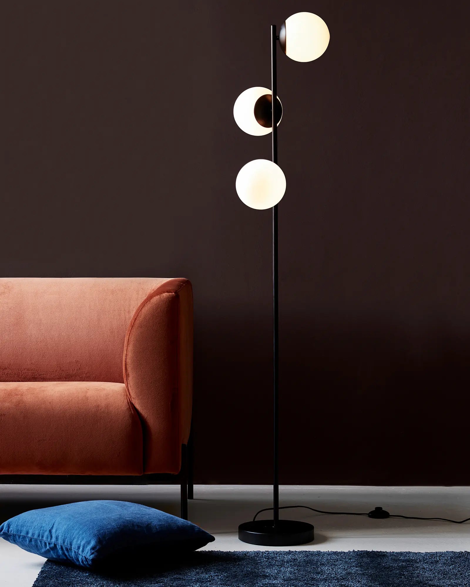 Standing lamp deals globes