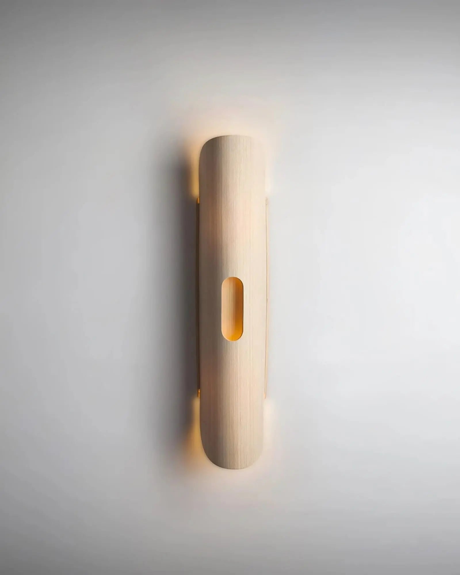 Lupe Wall Light