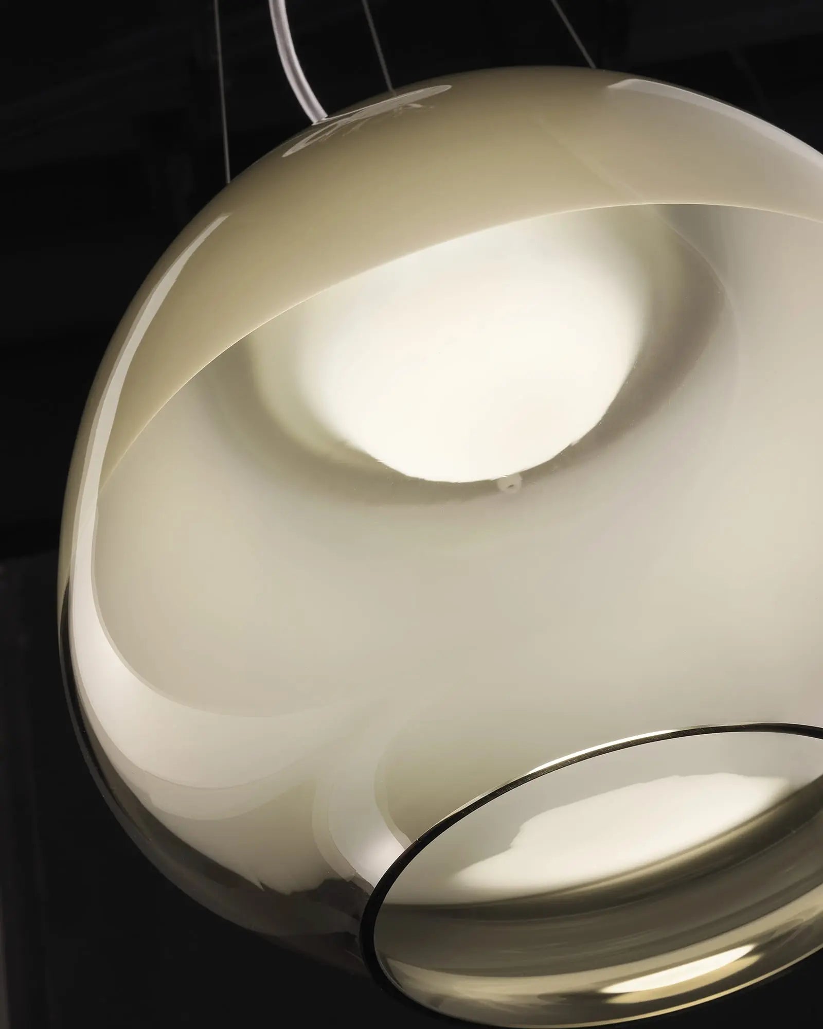 Mirage blown glass classic Murano pendant light detail