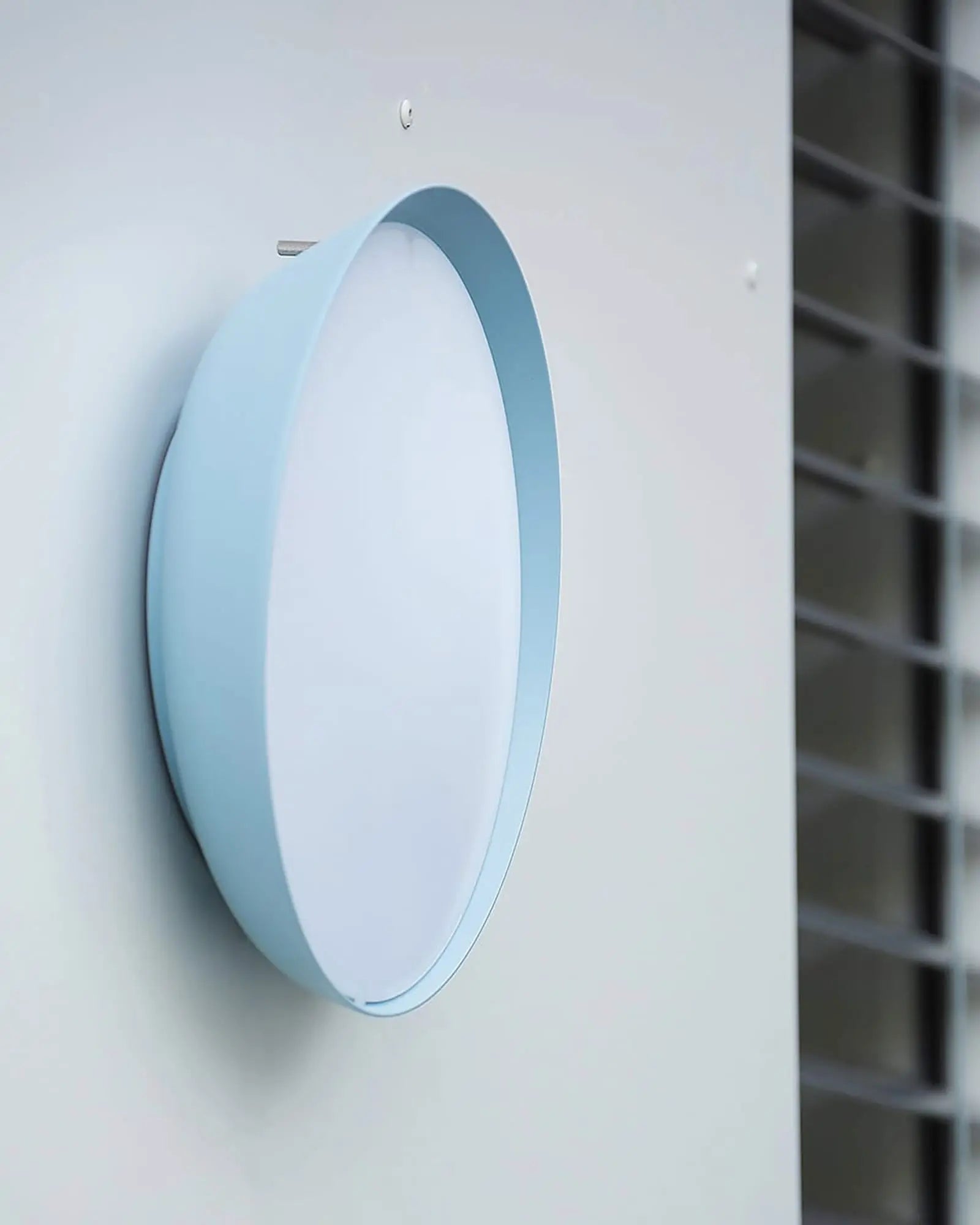 Mona Outdoor circular wall light detail