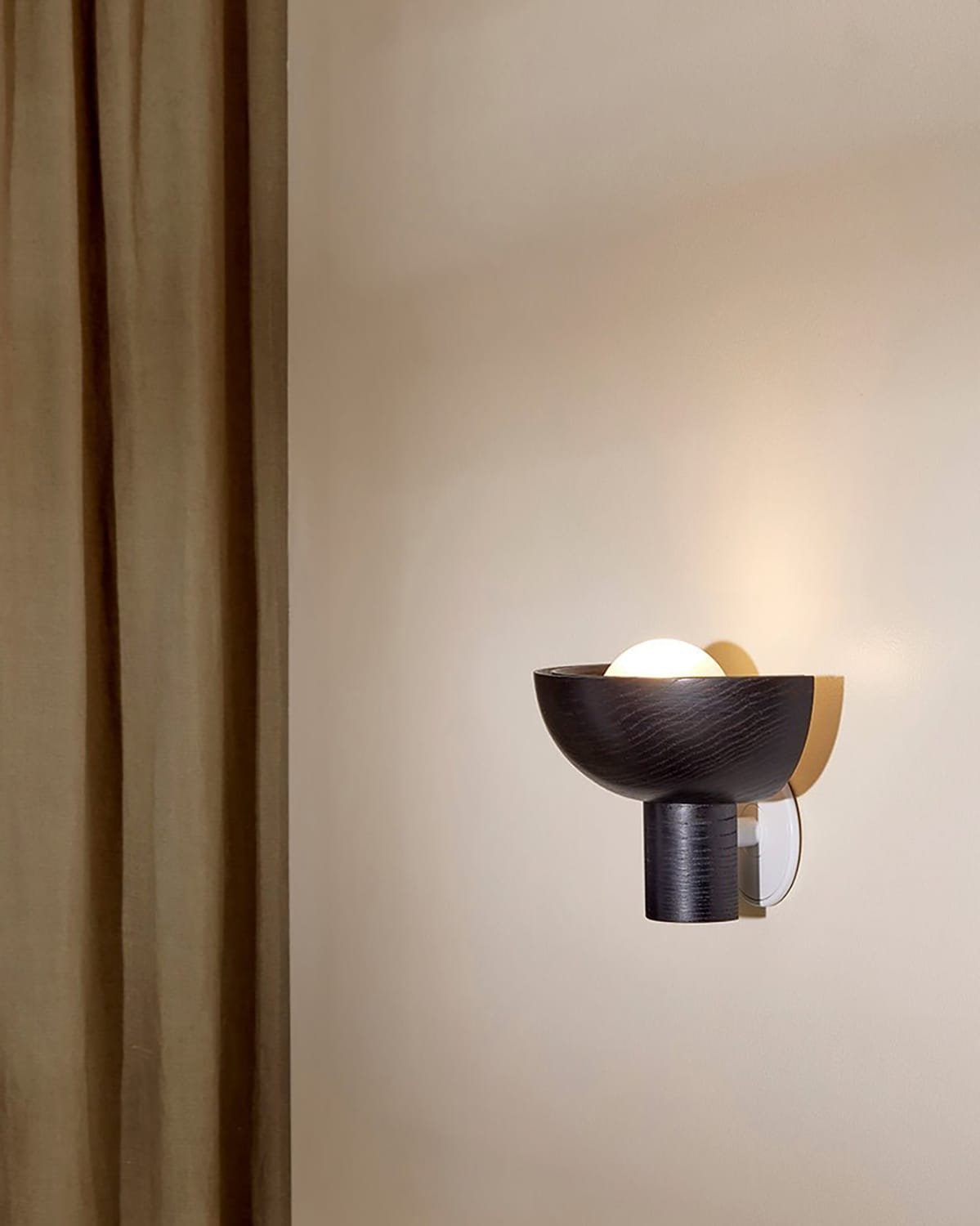 Selene Uplight Wall Light