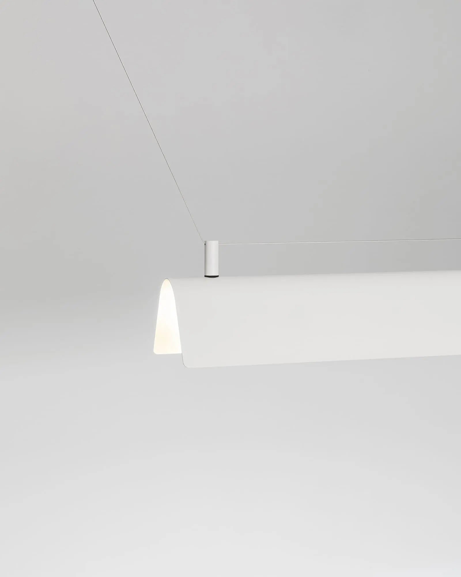 Gada Pendant light by Estiluz Lighting