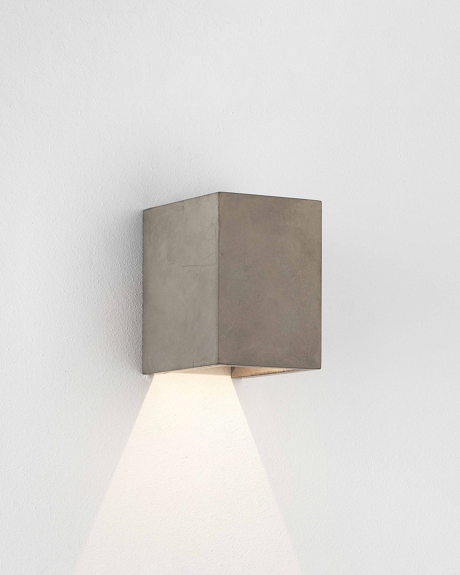 Oslo Wall Light