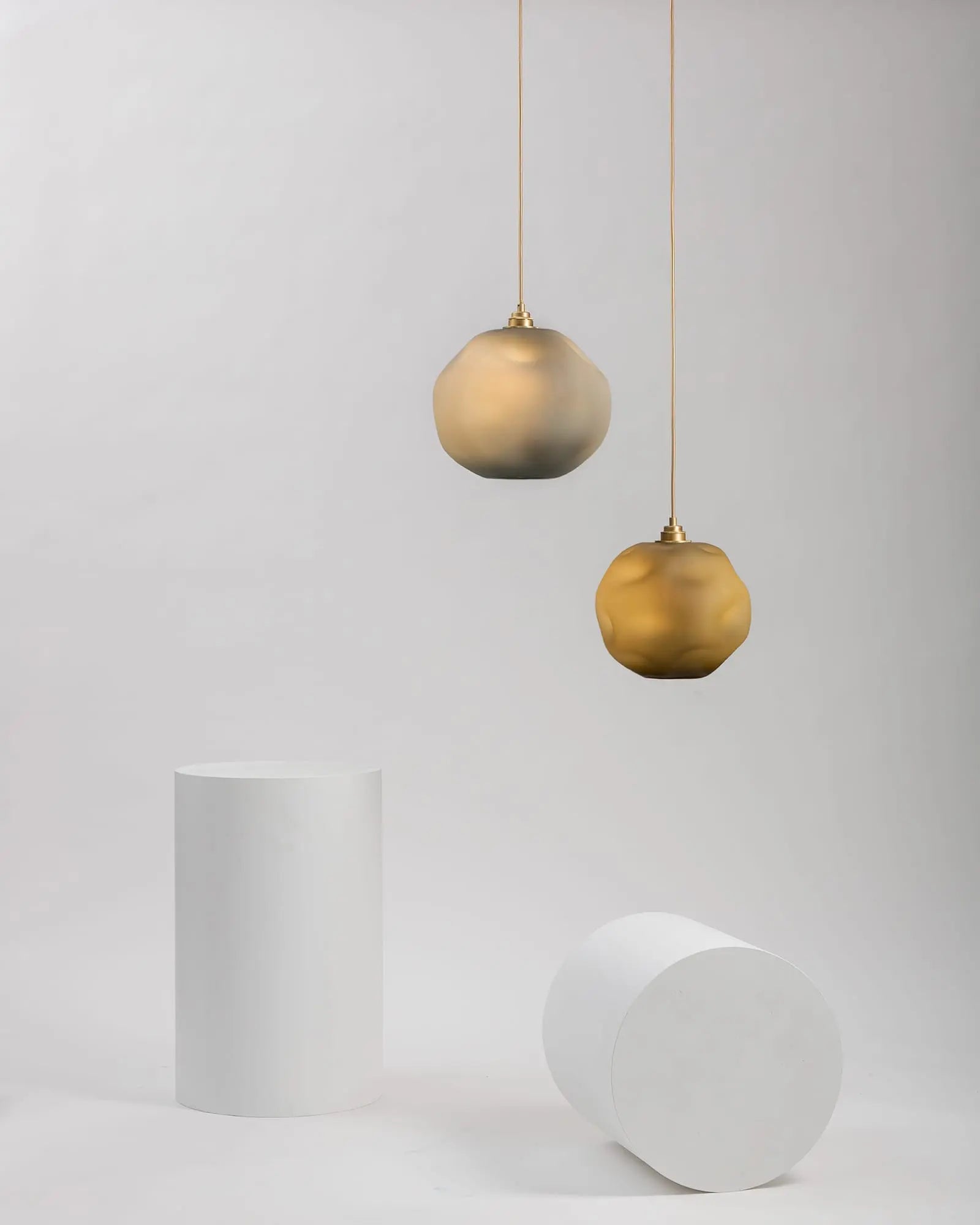 Pebble Ellipse Pendant Light