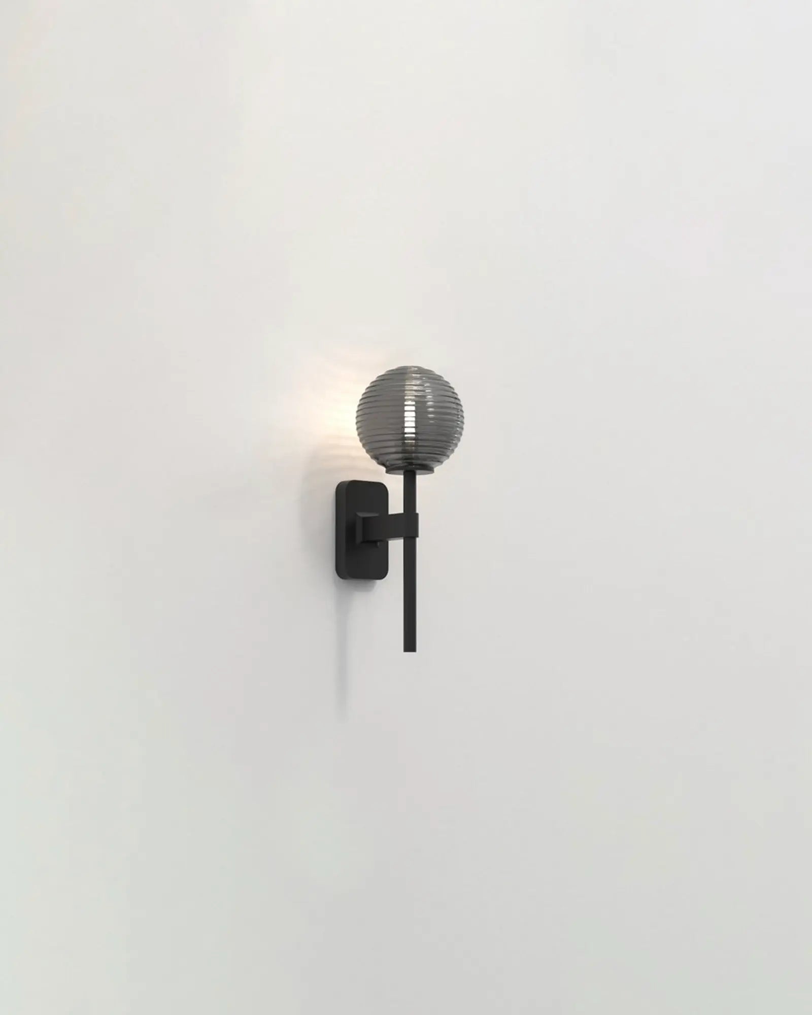 Tacoma single orb wall light