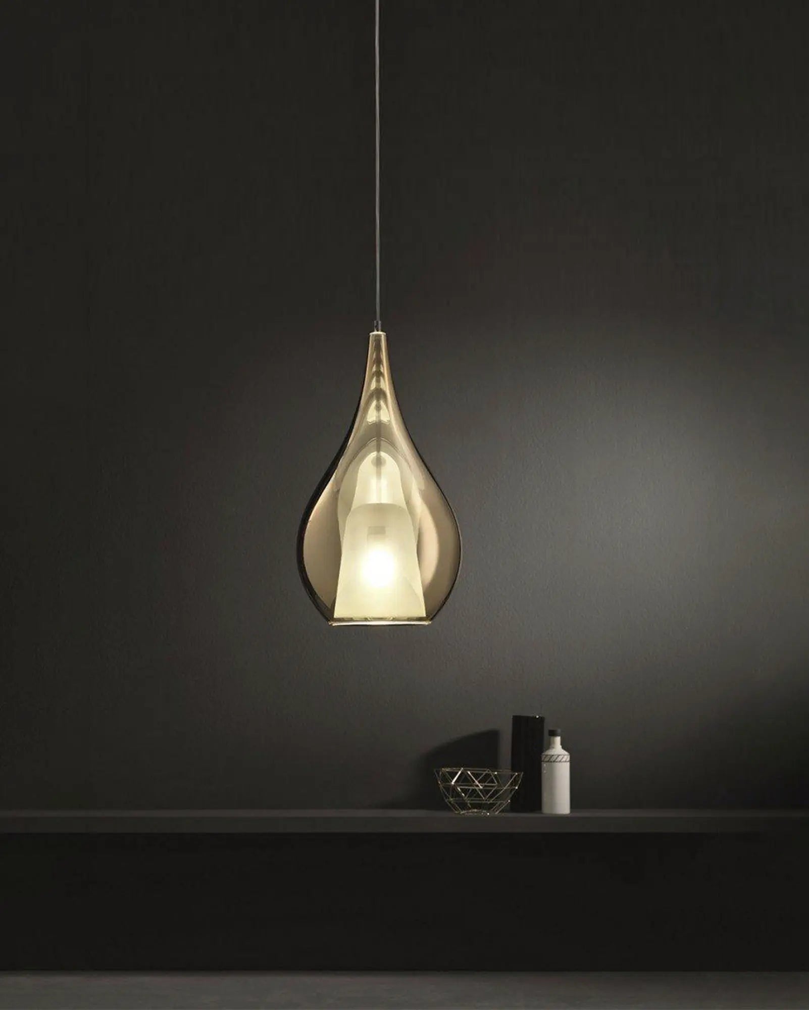 Zoe Pendant Light